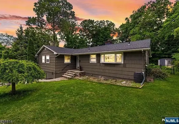 128 Up High Crest Road, West Milford, NJ 07480