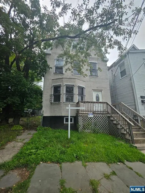 135 Brookside Avenue, Irvington, NJ 07111