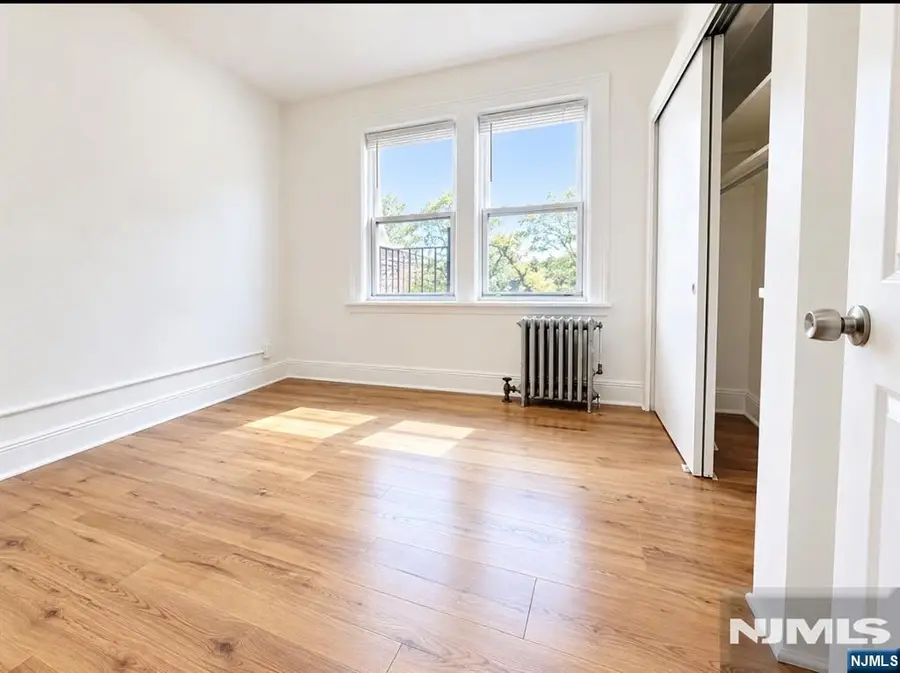 257 Roff Avenue, Palisades Park, NJ 07650 - #2