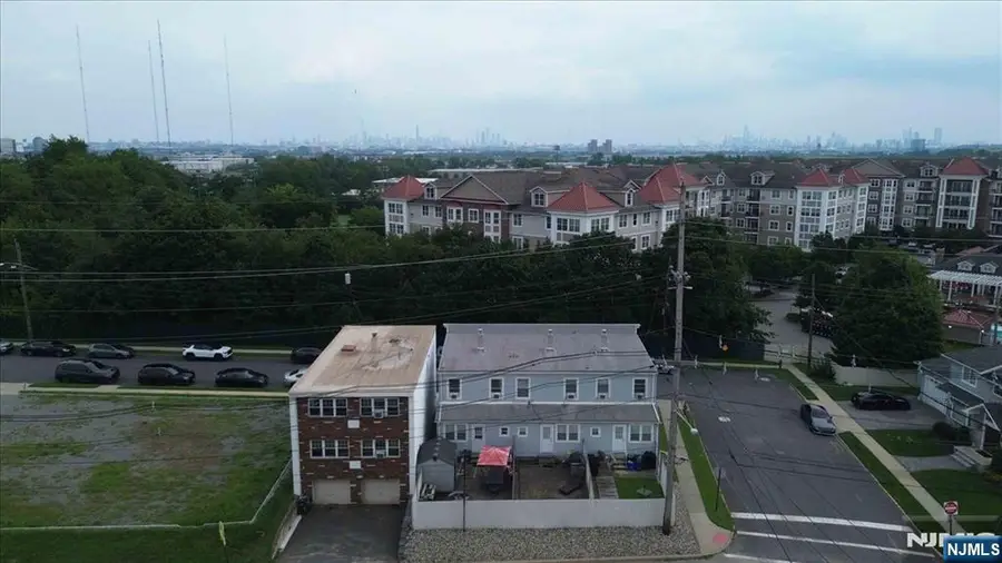 327 Newark Avenue, Lyndhurst, NJ 07071 - #2
