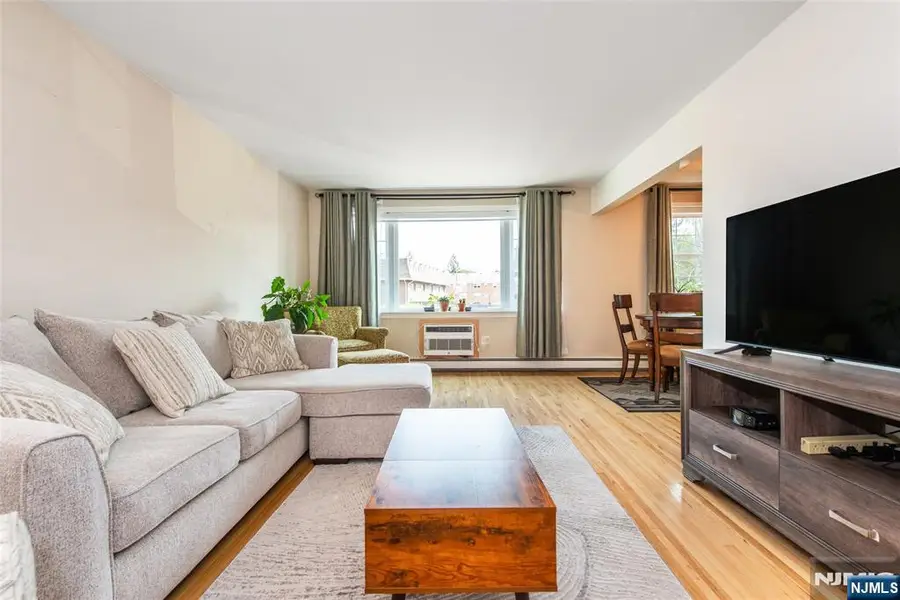 506 Grove Street E3, Clifton, NJ 07013 - #3