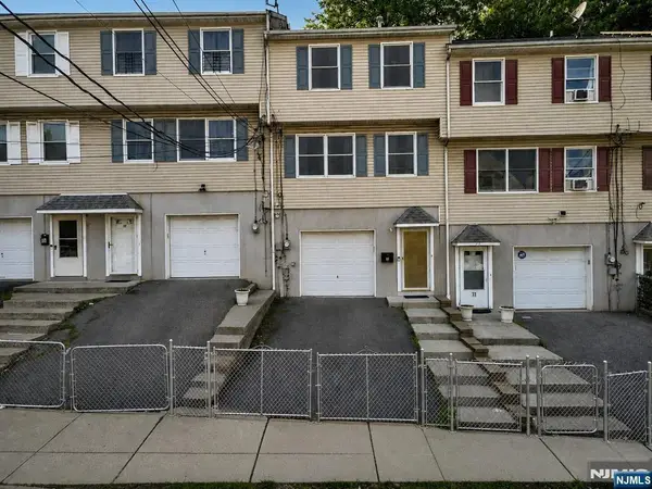 69 4th Street, Paterson, NJ 07522