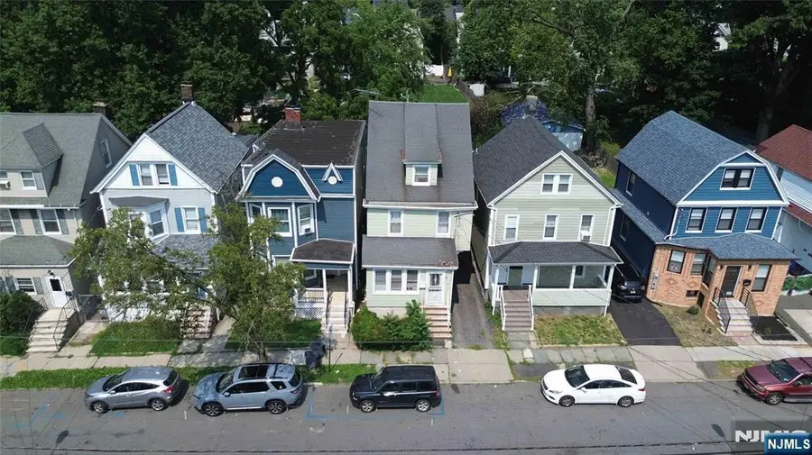 27 Cummings Street, Irvington, NJ 07111 - #3