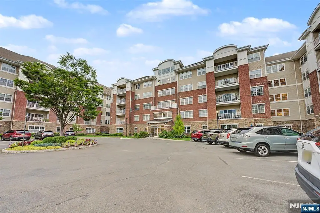 10301 Warrens Way, Wanaque, NJ 07465 - #1