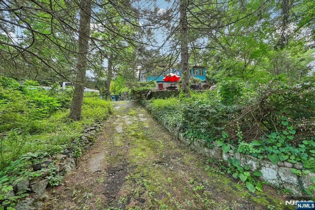 18 Nakomis Path, Lincoln Park, NJ 07035 - #1
