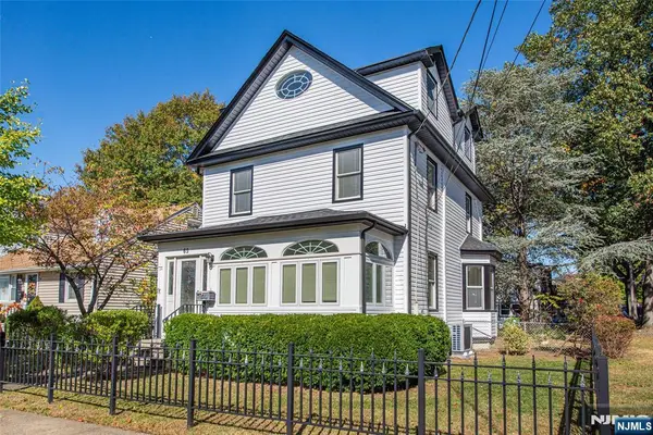 69 W Hanover Avenue, Morris Plains Borough, NJ 07950