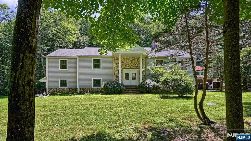 460 Laurel Lane, Kinnelon, NJ 07405 - #1