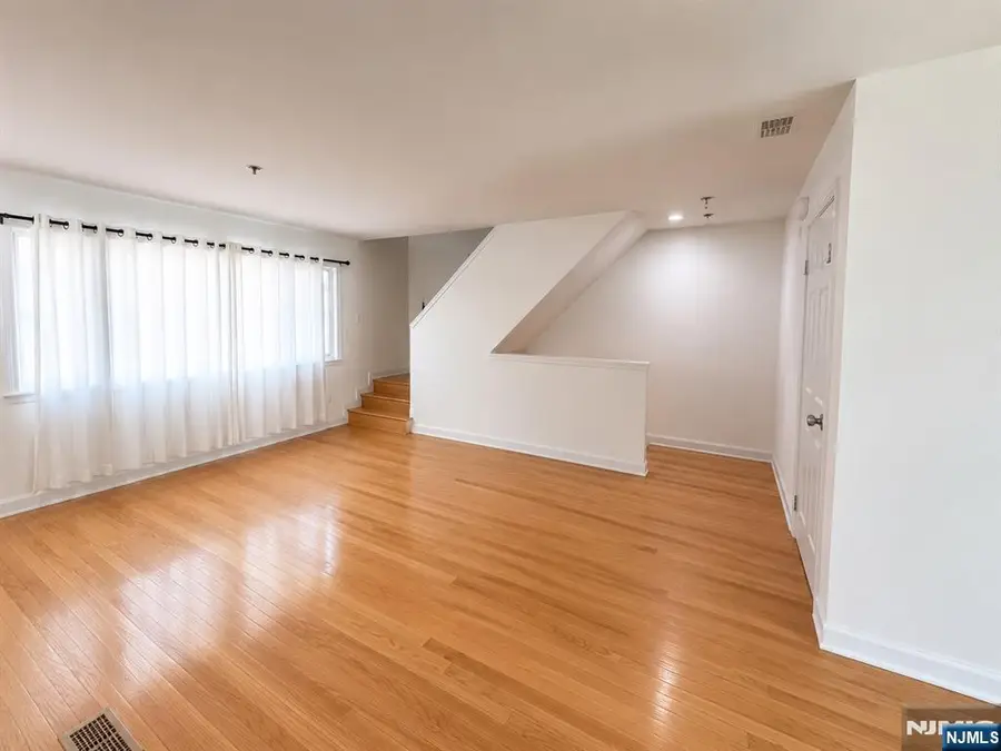 1309 15th Street, Fort Lee, NJ 07024 - #2
