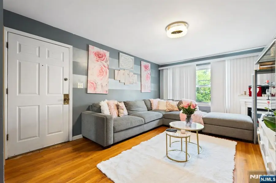 725 19th Street, Newark, NJ 07103 - #2
