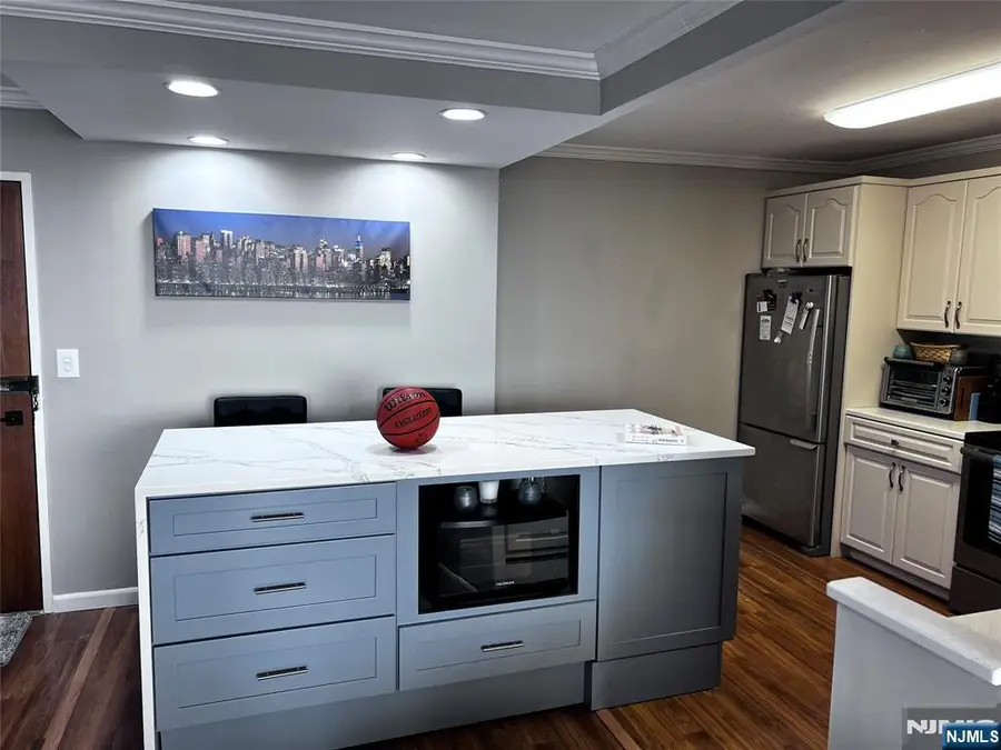 770 Anderson Avenue 21H, Cliffside Park, NJ 07010 - #3