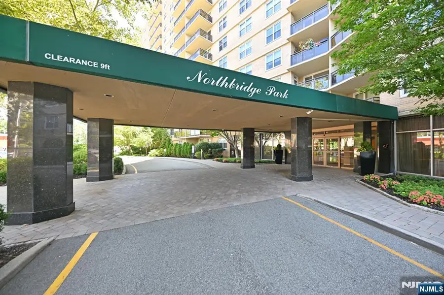 2200 N Central Road 14T, Fort Lee, NJ 07024 - #2