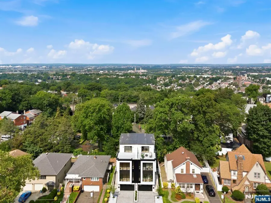 1017 Kingsland Lane, Fort Lee, NJ 07024 - #3