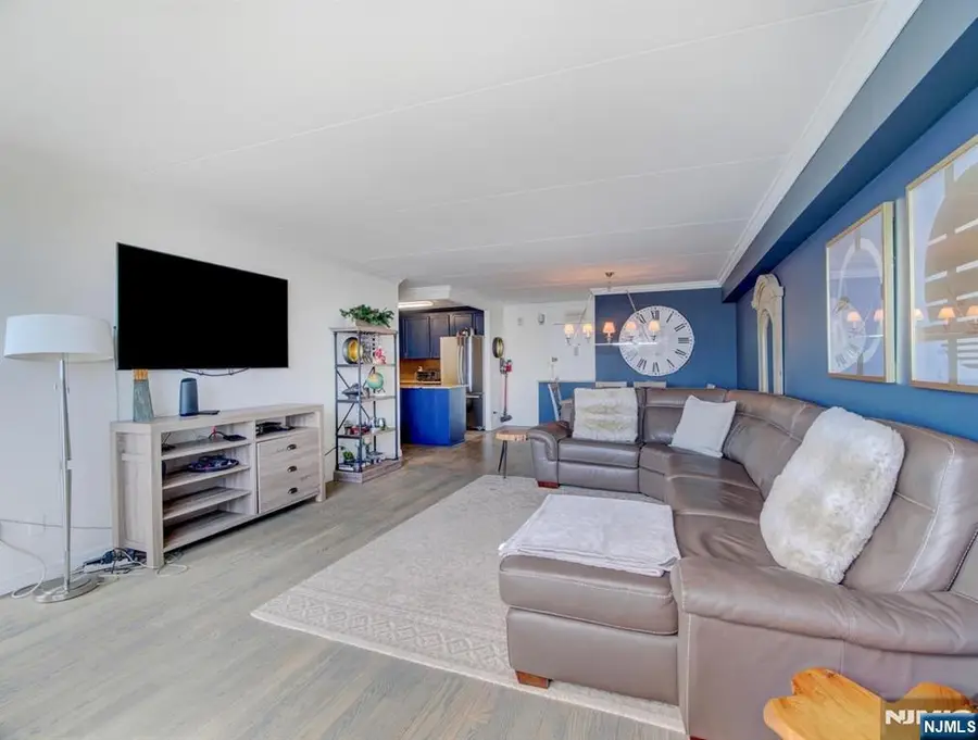 250 Gorge 21B, Cliffside Park, NJ 07010 - #3
