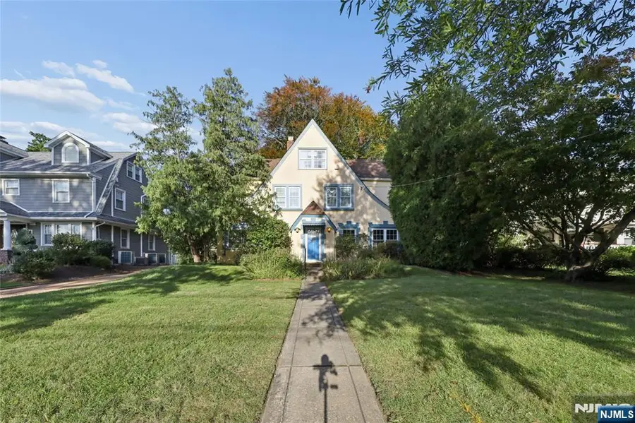 156 Cornell Avenue, Hawthorne, NJ 07506 - #3
