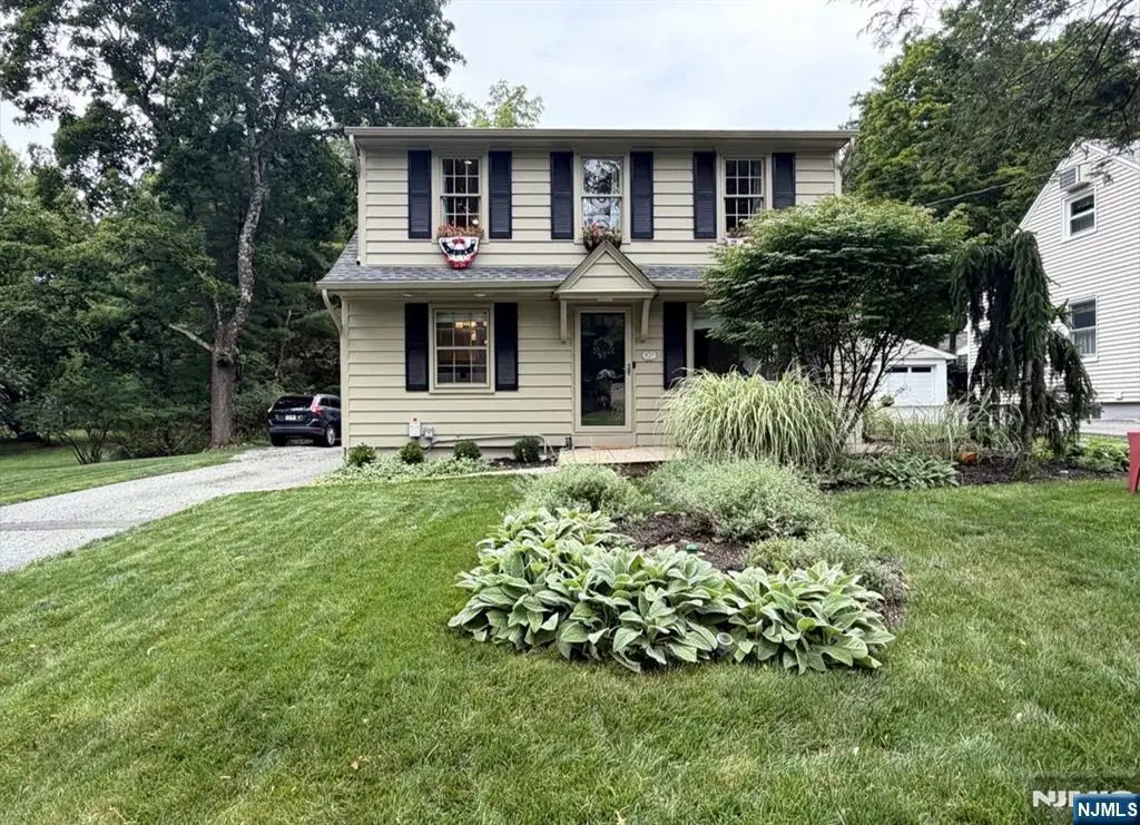 837 Circle Avenue, Franklin Lakes, NJ 07417 - #1