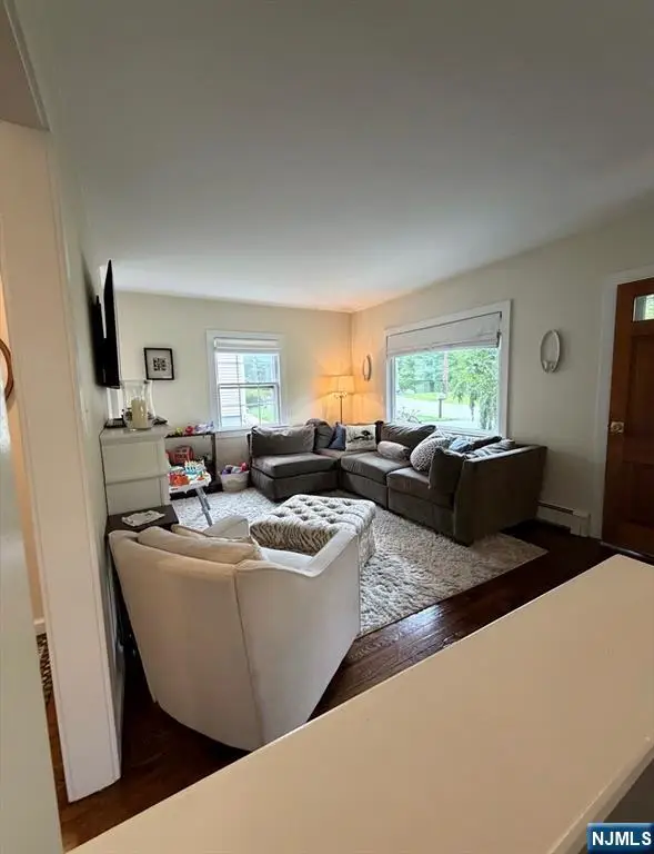 837 Circle Avenue, Franklin Lakes, NJ 07417 - #3