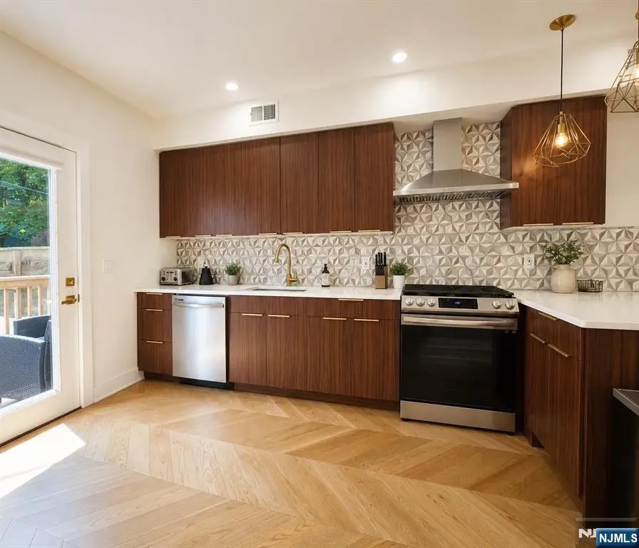 522 Martin Luther King Drive, Jersey City, NJ 07304 - #2