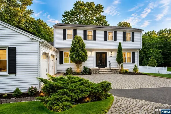520 W Saddle River Road, Upper Saddle River, NJ 07458