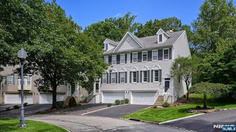 66 Whimble Court, Wayne, NJ 07470 - #2