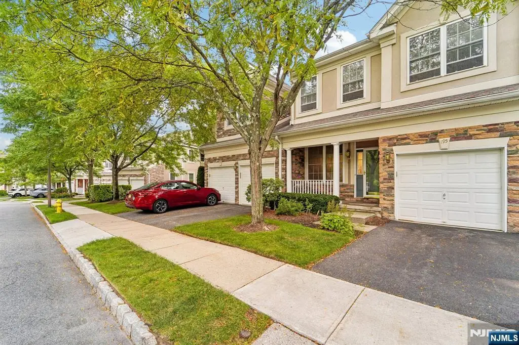 195 Levinberg Lane, Wayne, NJ 07470 - #1