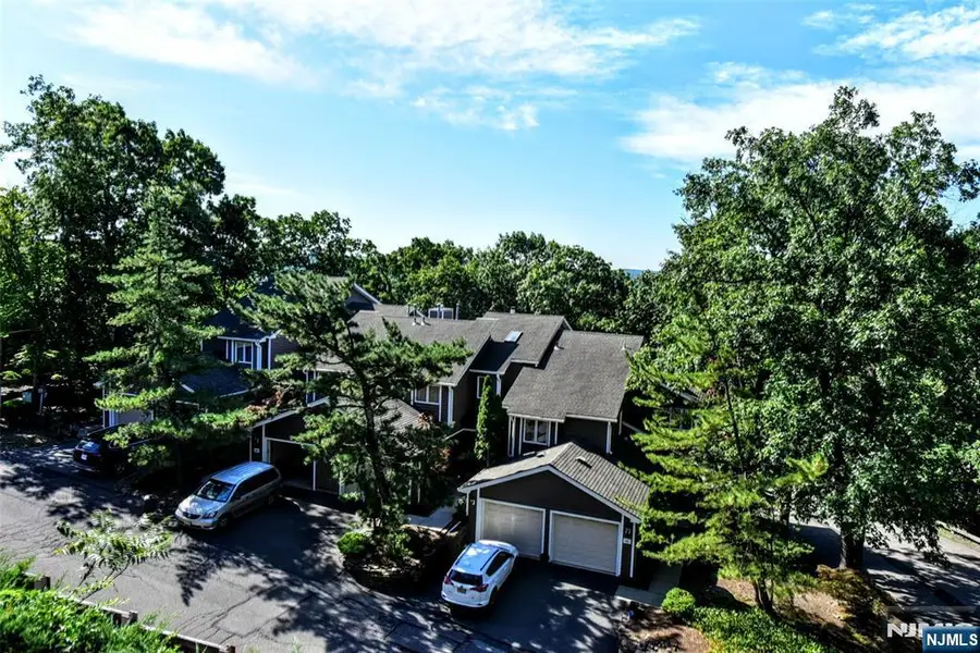 606 Skyline Drive 6, Haledon, NJ 07508 - #3