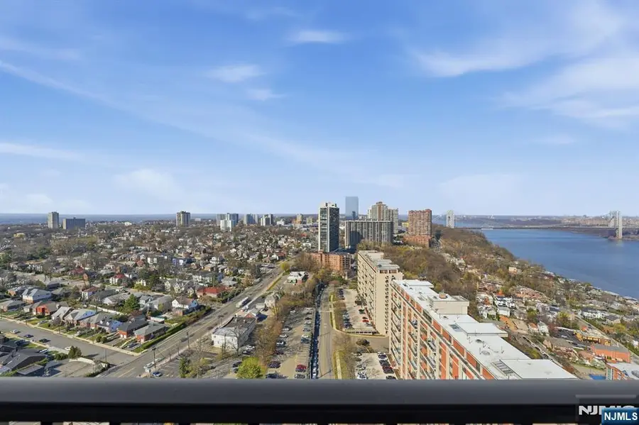 6 Horizon 2809, Fort Lee, NJ 07024 - #2