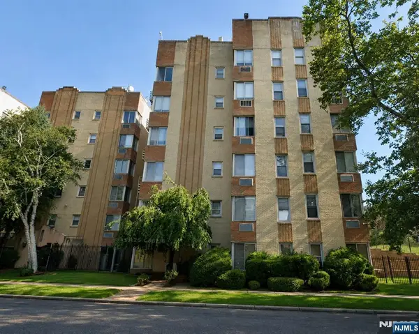 19 Lyons Avenue 203, Newark, NJ 07112