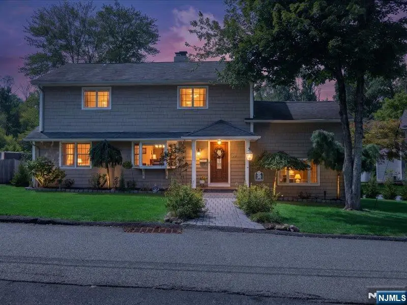 30 Laurel Drive, Wayne, NJ 07470 - #1