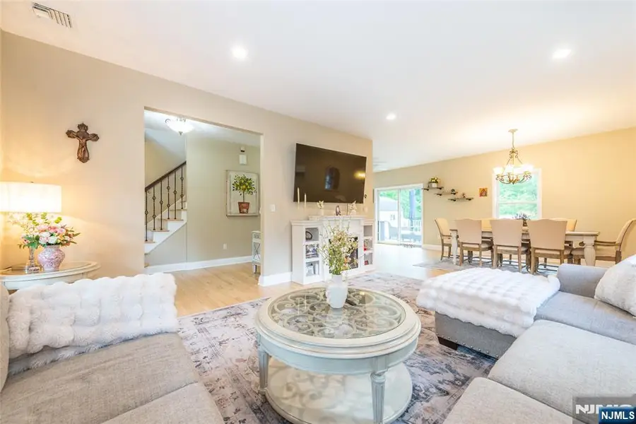 88 Mathews Avenue, Riverdale, NJ 07457 - #2