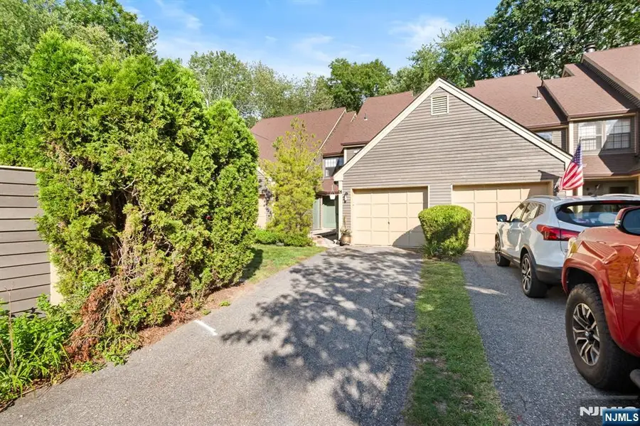 6 New Bedford Road C, West Milford, NJ 07480 - #3