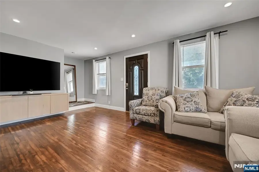 464 Simons Avenue, Hackensack, NJ 07601 - #3