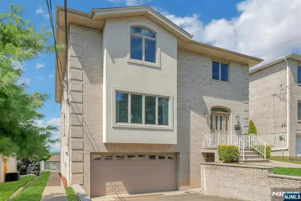 235 10th Street, Palisades Park, NJ 07650