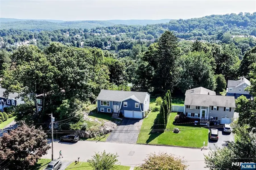 30 Center Street, Butler, NJ 07405 - #3