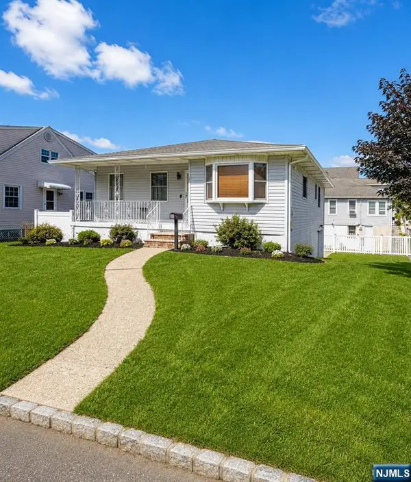 26 Coney Road, Little Falls, NJ 07424