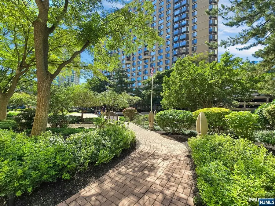 45 River Drive 702, Jersey City, NJ 07310 - #3