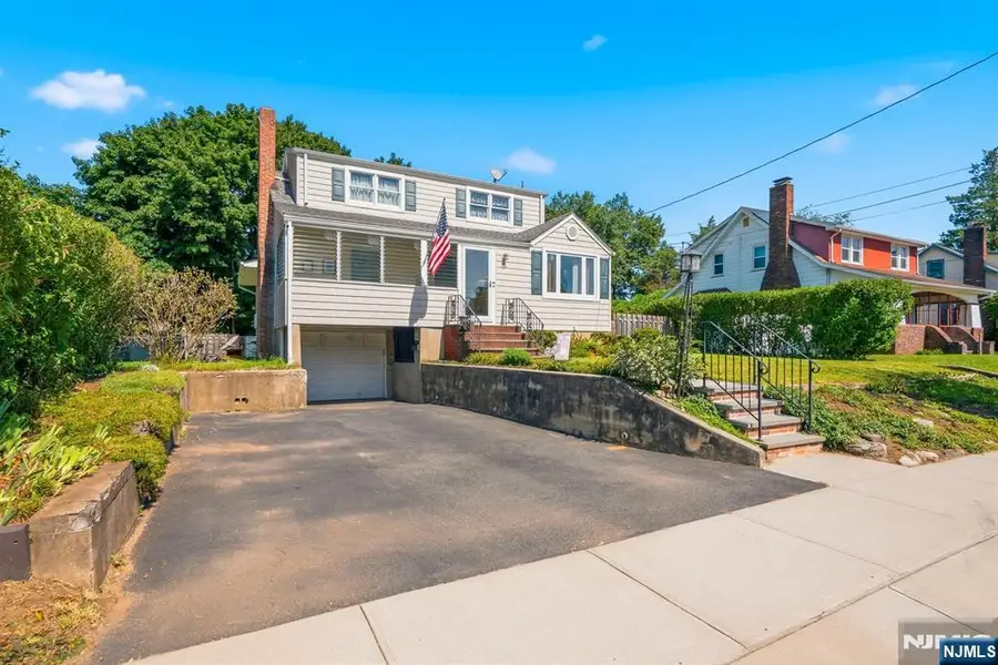 71 Schuyler Avenue, Pompton Lakes, NJ 07442 - #2