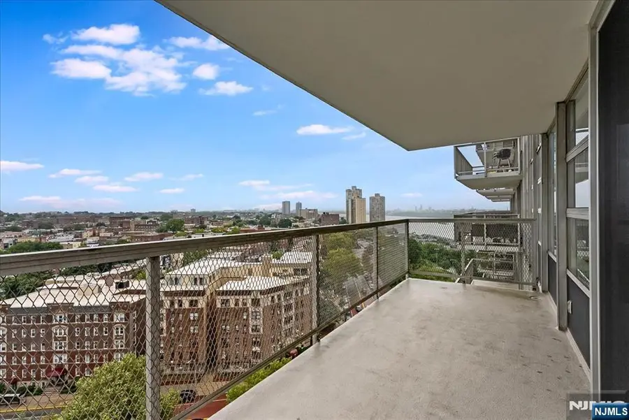 6050 E Kennedy Boulevard 15G, West New York, NJ 07093 - #2