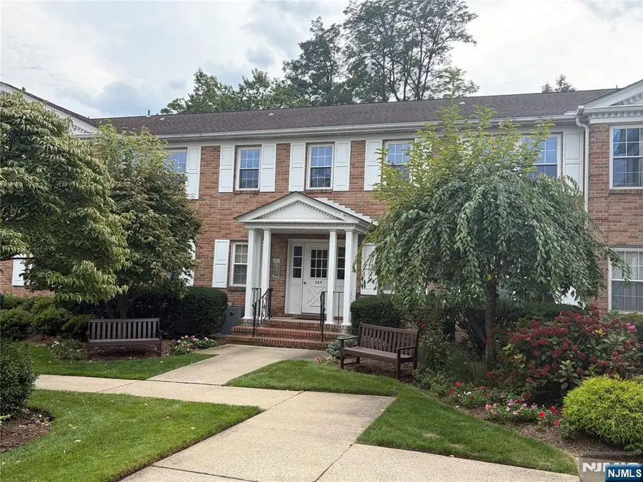 364 Ridgewood Avenue 5, Ridgewood, NJ 07450 - #2