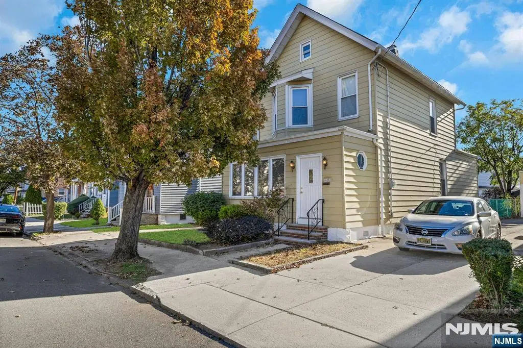 470 Chestnut Street, Kearny, NJ 07032 - #1