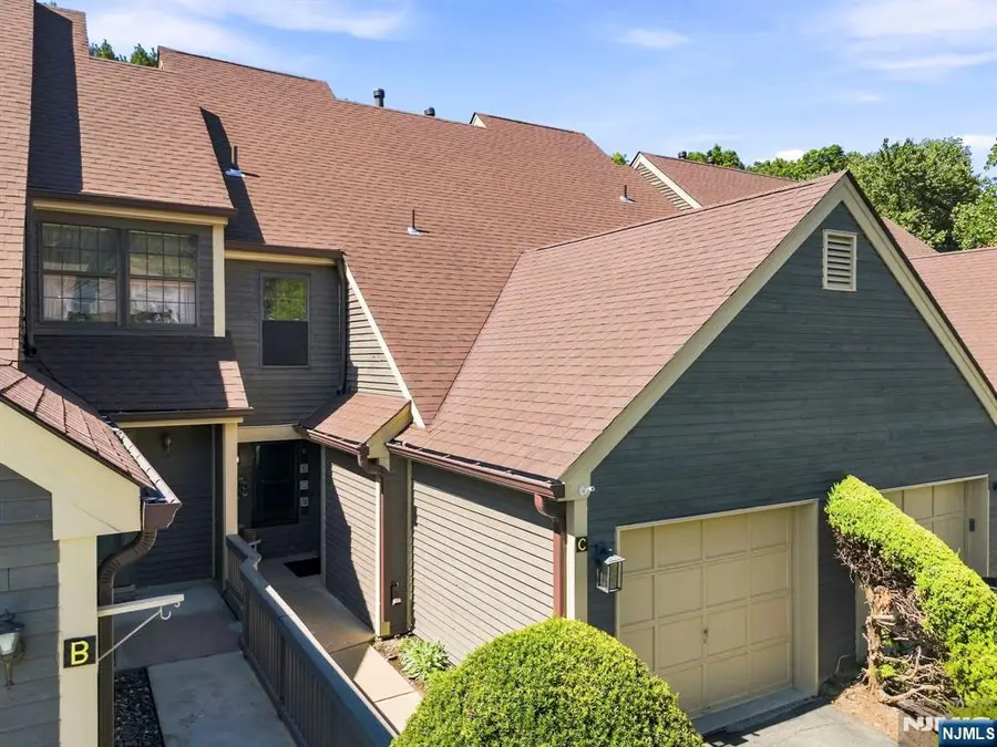 5C New Bedford Road, West Milford, NJ 07480 - #3