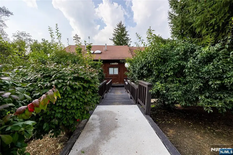 7 Sugar Loaf Court 5, Vernon, NJ 07462 - #3