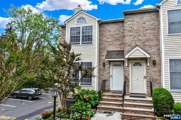 196 W Madison Avenue 7B, Dumont, NJ 07628