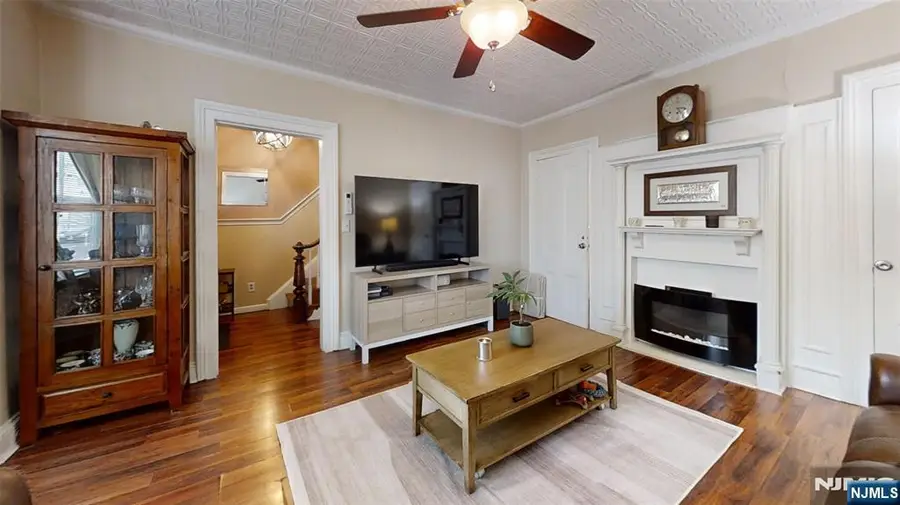 87 Darcy Street, Newark, NJ 07105 - #3