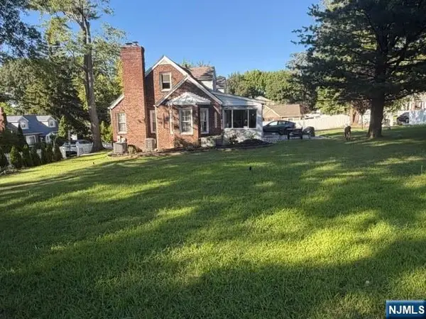 201 Cumley Terrace, Leonia, NJ 07605