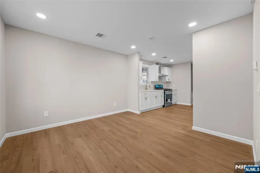 26 Major Street, Clifton, NJ 07013 - #3
