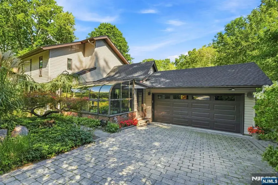 343 Sunset Road, Pequannock, NJ 07444 - #3