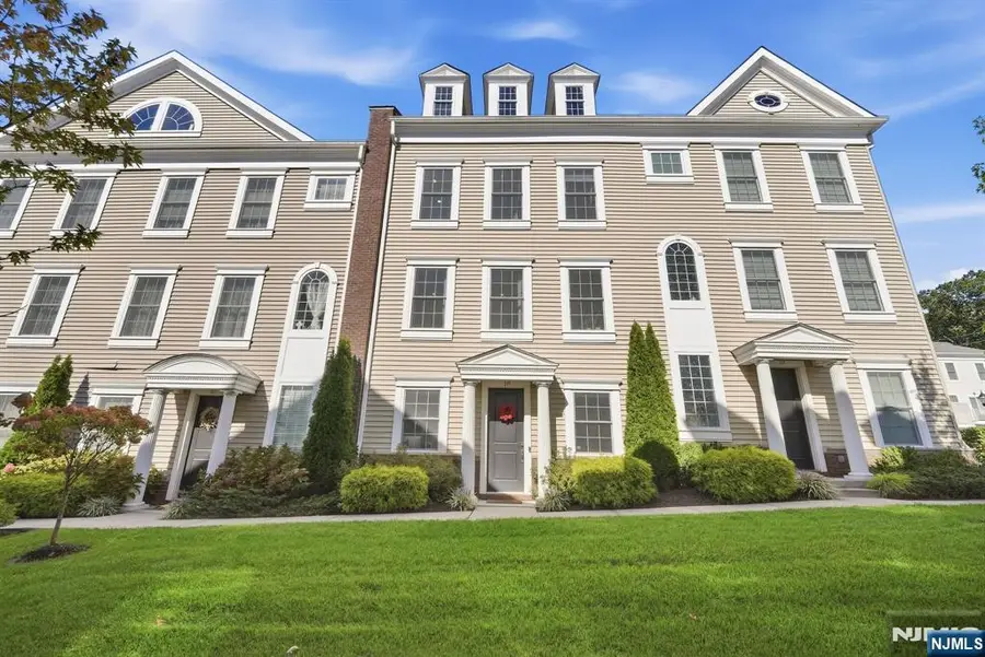 119 Roosevelt Drive, Wood Ridge, NJ 07075 - #2