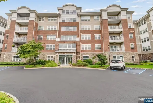 5223 Warrens Way, Wanaque, NJ 07465