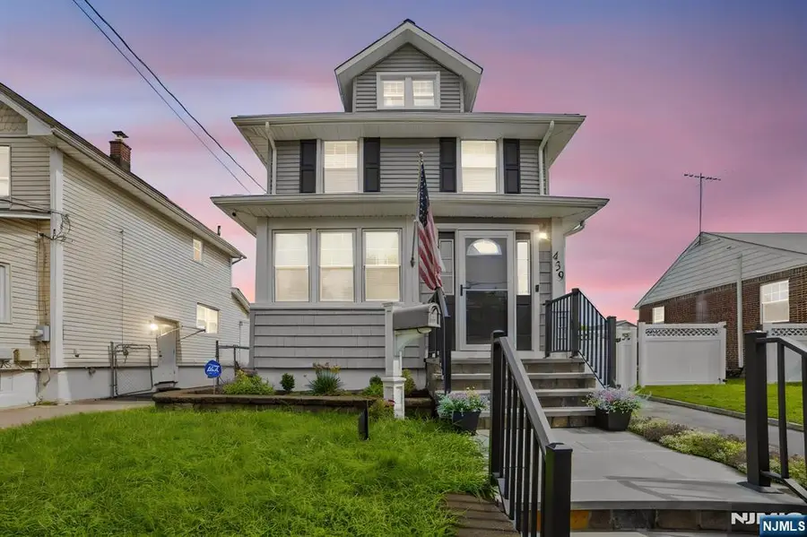 439 Lake Avenue, Lyndhurst, NJ 07071 - #2