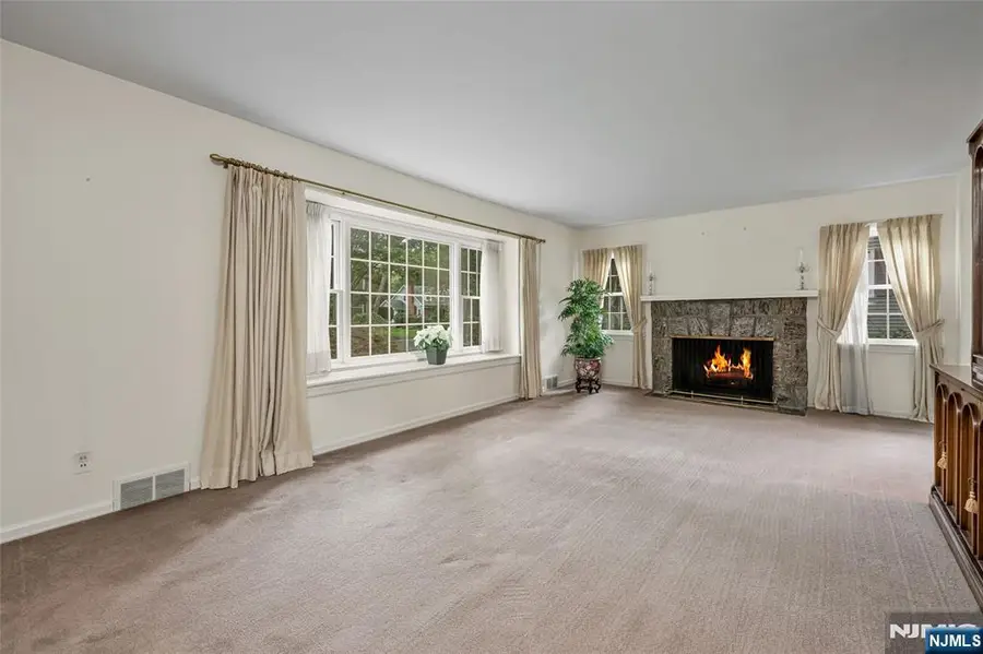 401 Hamilton Road, Ridgewood, NJ 07450 - #2